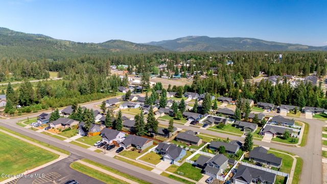 5802 W Joss LN, Spirit Lake, ID 83869