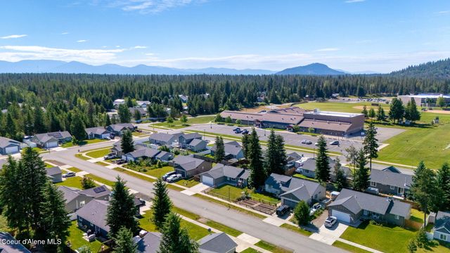 5802 W Joss LN, Spirit Lake, ID 83869