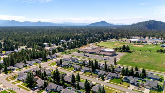 5802 W Joss LN, Spirit Lake, ID 83869