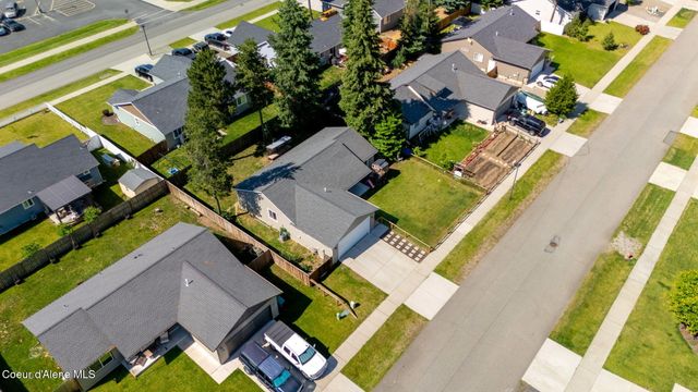 5802 W Joss LN, Spirit Lake, ID 83869