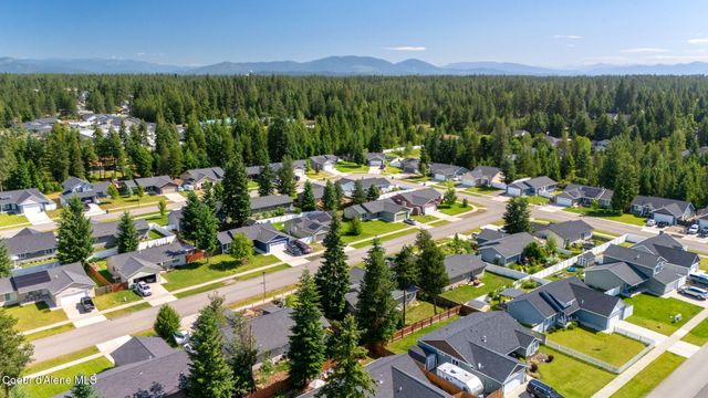 5802 W Joss LN, Spirit Lake, ID 83869