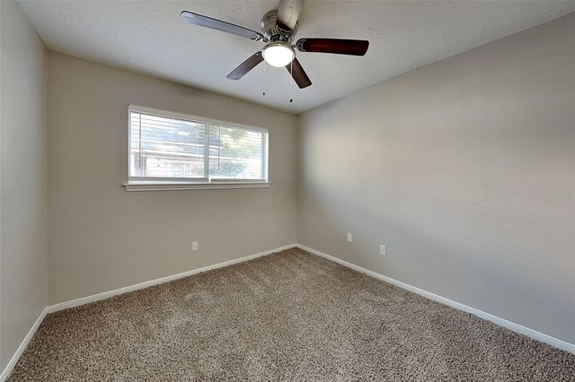 1954 Round Spring Drive, Humble, TX 77339