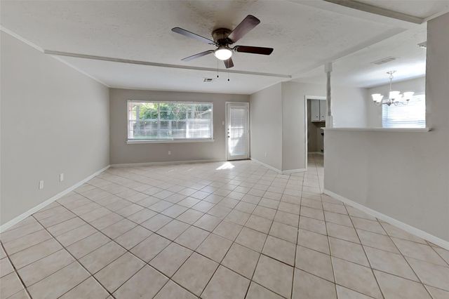 1954 Round Spring Drive, Humble, TX 77339