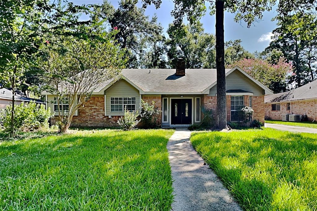 1954 Round Spring Drive, Humble, TX 77339