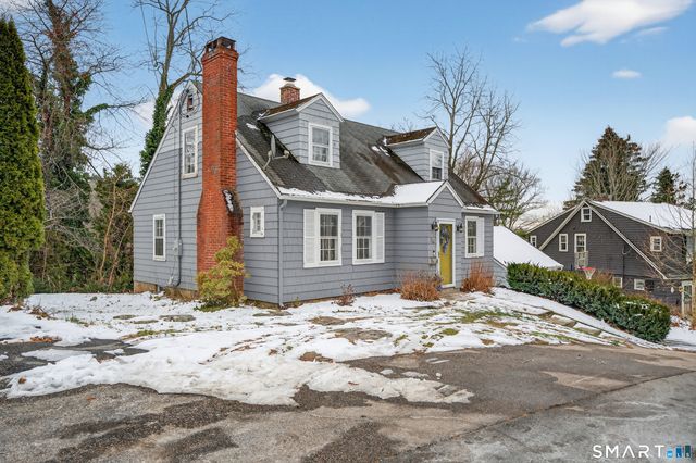 34 Harland Place, Norwich, CT 06360