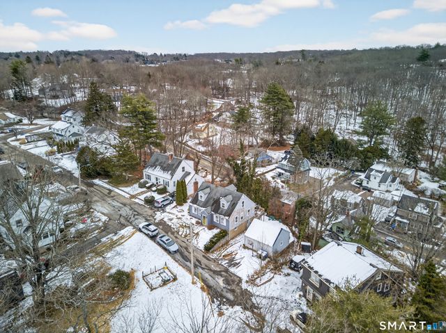 34 Harland Place, Norwich, CT 06360