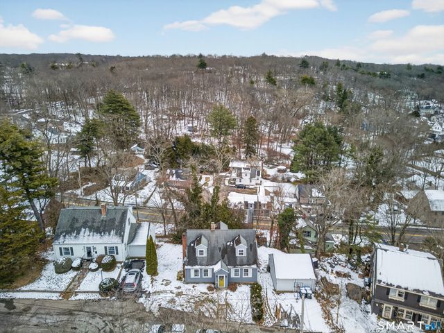 34 Harland Place, Norwich, CT 06360