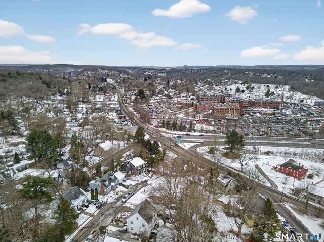 34 Harland Place, Norwich, CT 06360