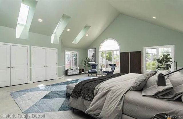 5695 N Branford Drive, West Bloomfield, MI 48322