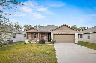156 County Road 5102f, Cleveland, TX 77327