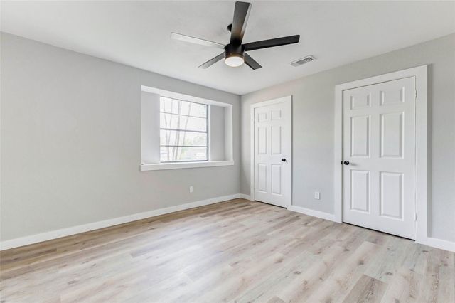 5634 Cerritos Drive, Houston, TX 77035