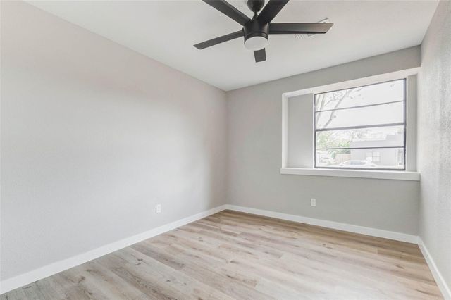 5634 Cerritos Drive, Houston, TX 77035