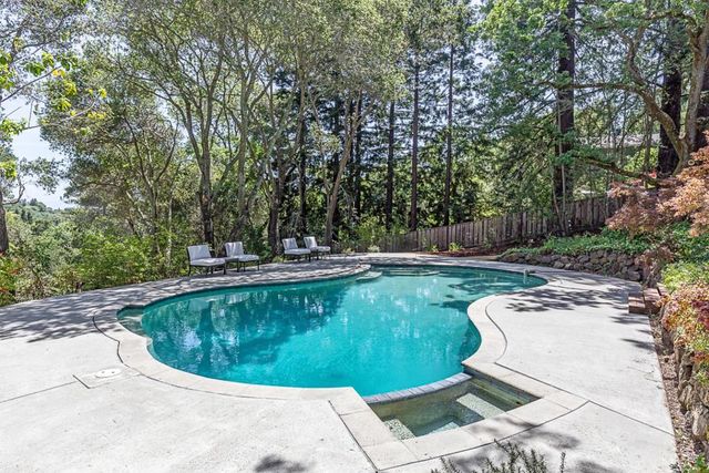 35 Neuman Lane, Woodside, CA 94062