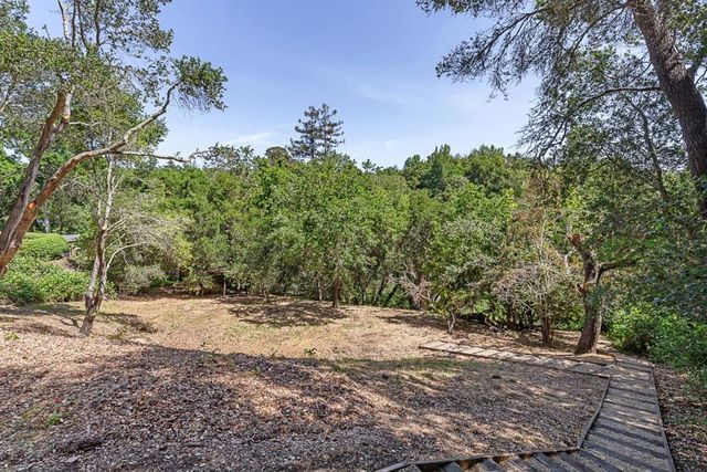 35 Neuman Lane, Woodside, CA 94062