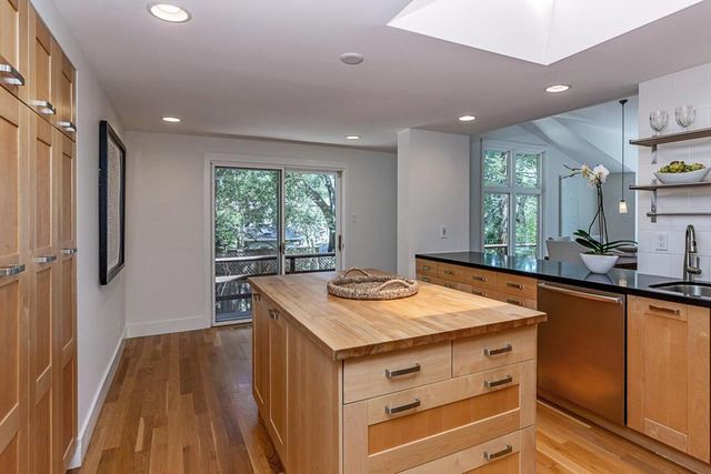 35 Neuman Lane, Woodside, CA 94062