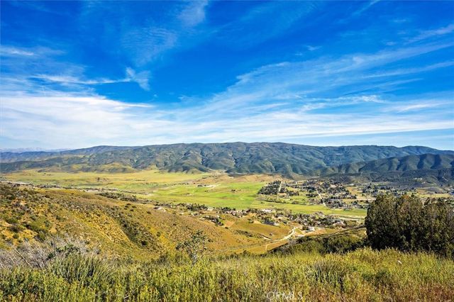 48725 Shallow Springs Road N, Leona Valley, CA 93551