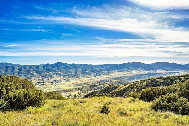 48725 Shallow Springs Road N, Leona Valley, CA 93551