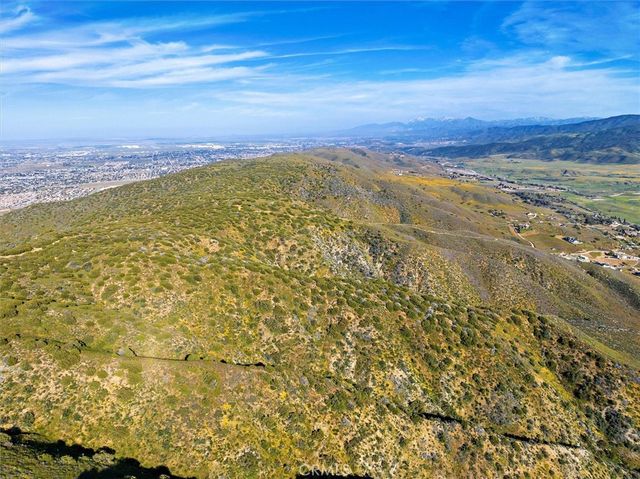 48725 Shallow Springs Road N, Leona Valley, CA 93551