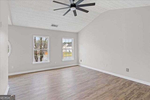 3852 Shenfield Drive, Union City, GA 30291