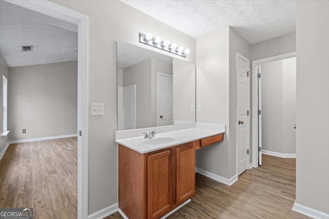 3852 Shenfield Drive, Union City, GA 30291