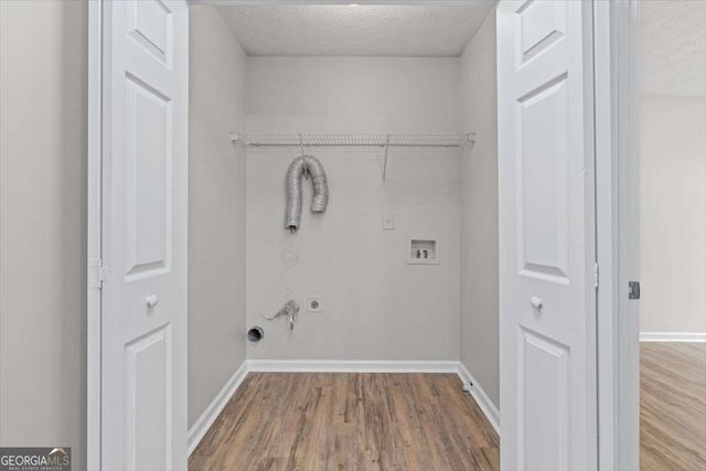 3852 Shenfield Drive, Union City, GA 30291