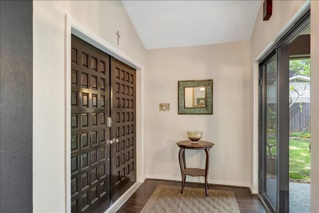 2631 Baycrest Drive, Houston, TX 77058