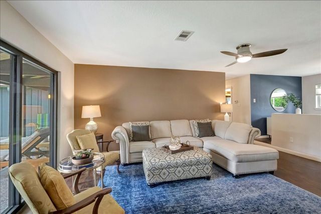 2631 Baycrest Drive, Houston, TX 77058