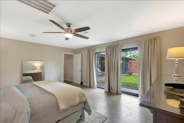2631 Baycrest Drive, Houston, TX 77058