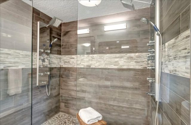 2631 Baycrest Drive, Houston, TX 77058