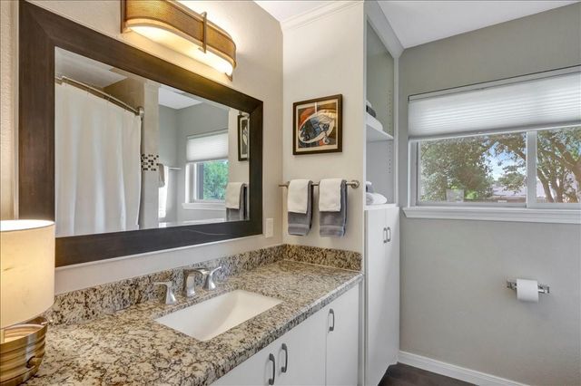 2631 Baycrest Drive, Houston, TX 77058