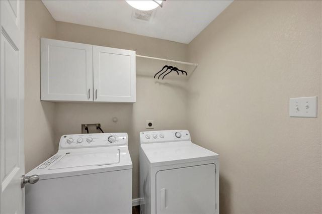 2631 Baycrest Drive, Houston, TX 77058