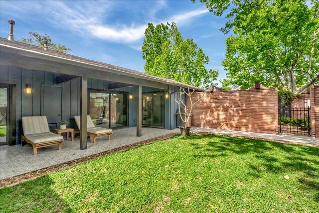 2631 Baycrest Drive, Houston, TX 77058