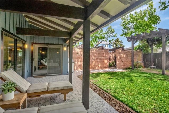 2631 Baycrest Drive, Houston, TX 77058