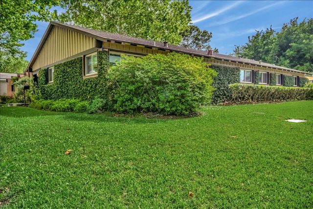 2631 Baycrest Drive, Houston, TX 77058