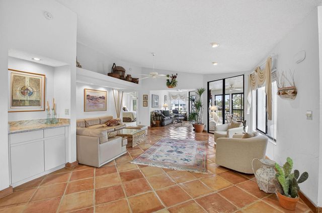 7320 Clunie Place 13906, Delray Beach, FL 33446