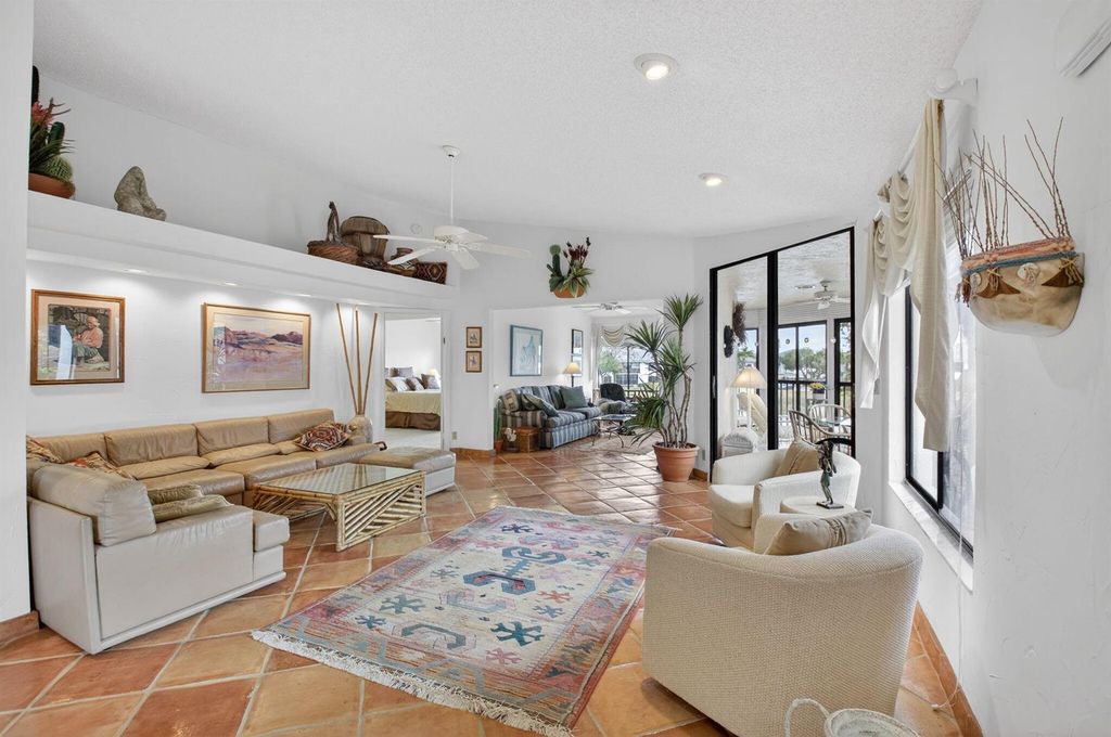 7320 Clunie Place 13906, Delray Beach, FL 33446