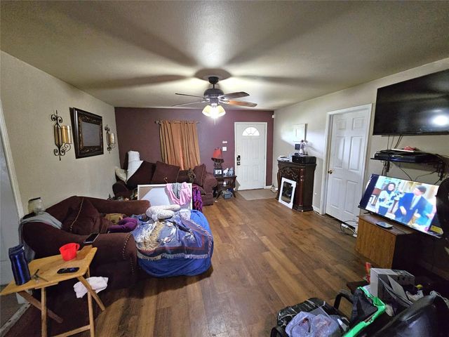 8121 Livingston Street, Houston, TX 77051