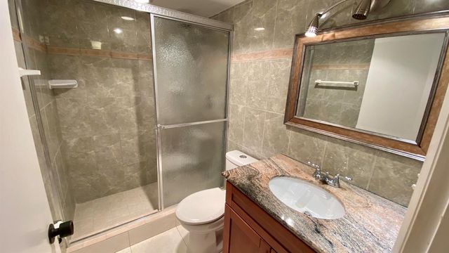 7030 Half Moon Circle 216, Hypoluxo, FL 33462