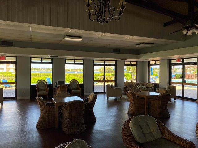 7030 Half Moon Circle 216, Hypoluxo, FL 33462