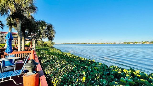 7030 Half Moon Circle 216, Hypoluxo, FL 33462