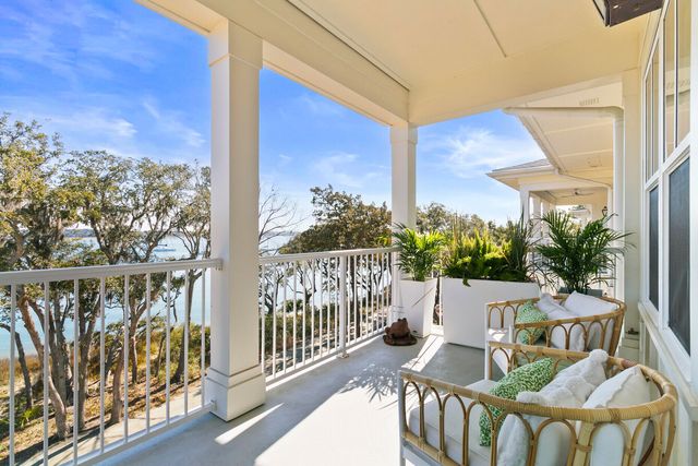 345 Longshore Street 942, Daniel Island, SC 29492