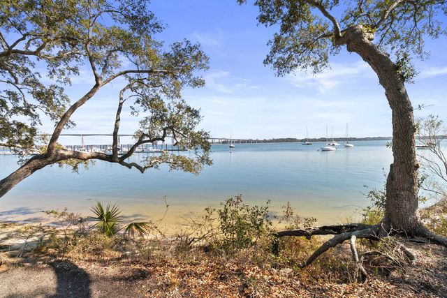 345 Longshore Street 942, Daniel Island, SC 29492