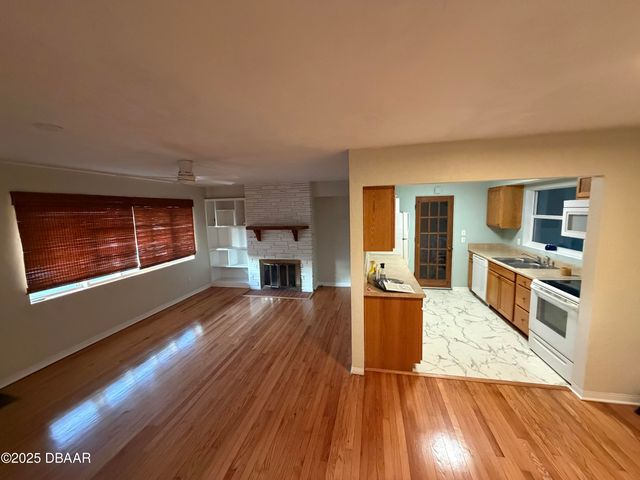 117 Magnolia Drive, Ormond Beach, FL 32176