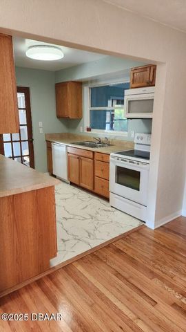 117 Magnolia Drive, Ormond Beach, FL 32176