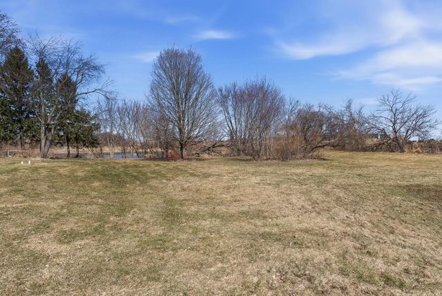 W8418 Hemlock ROAD, Beaver Dam, WI 53916