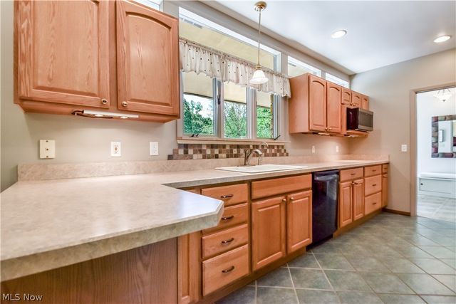 28833 Clark Drive, Wickliffe, OH 44092