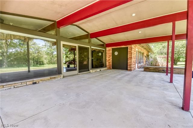 28833 Clark Drive, Wickliffe, OH 44092