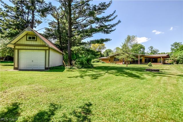 28833 Clark Drive, Wickliffe, OH 44092