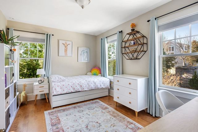 77 Salisbury Street, Hull, MA 02045