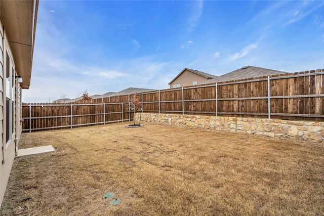 14069 Drover Street, Pilot Point, TX 76258